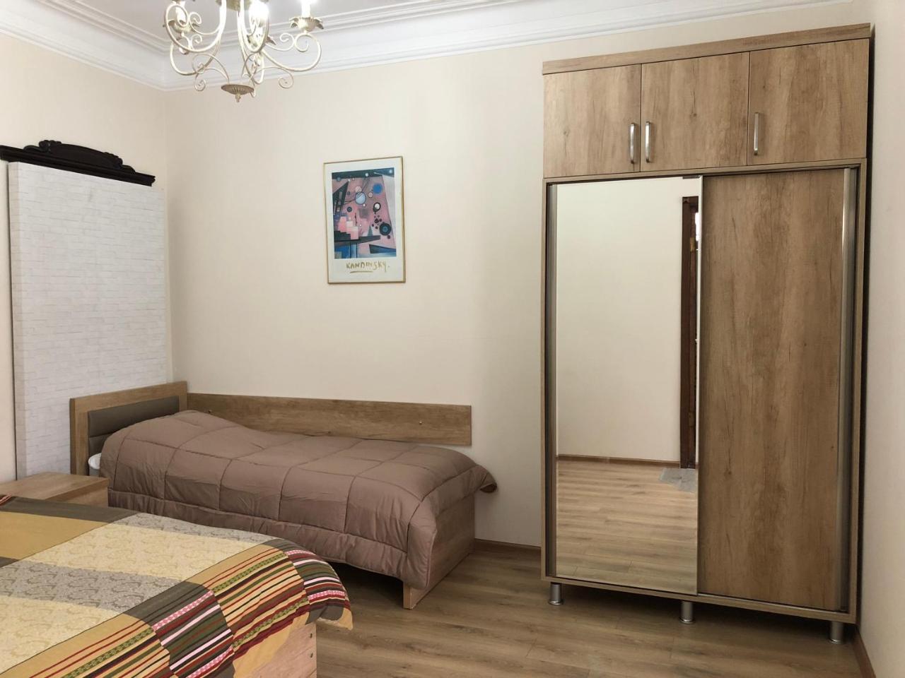 Temo Guest House 10 Batumi Esterno foto
